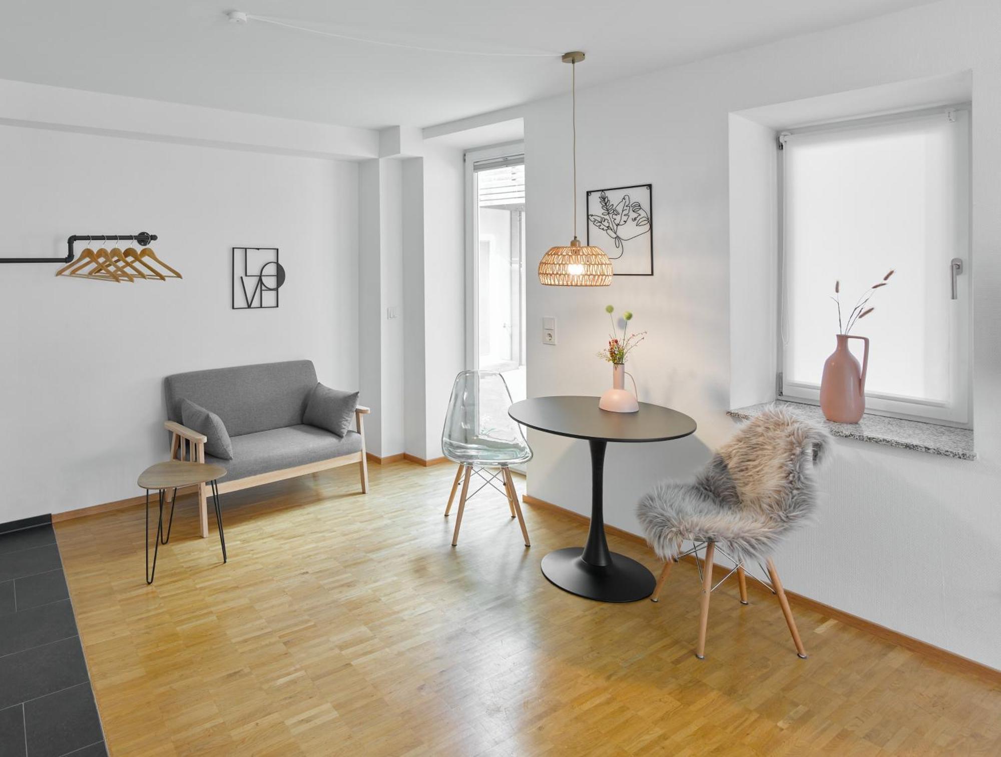 ☆Design Apartment Zentral☆200M Vom Marktplatz☆Ruhige Altstadtlage☆ รอยท์ลิงเงน ภายนอก รูปภาพ