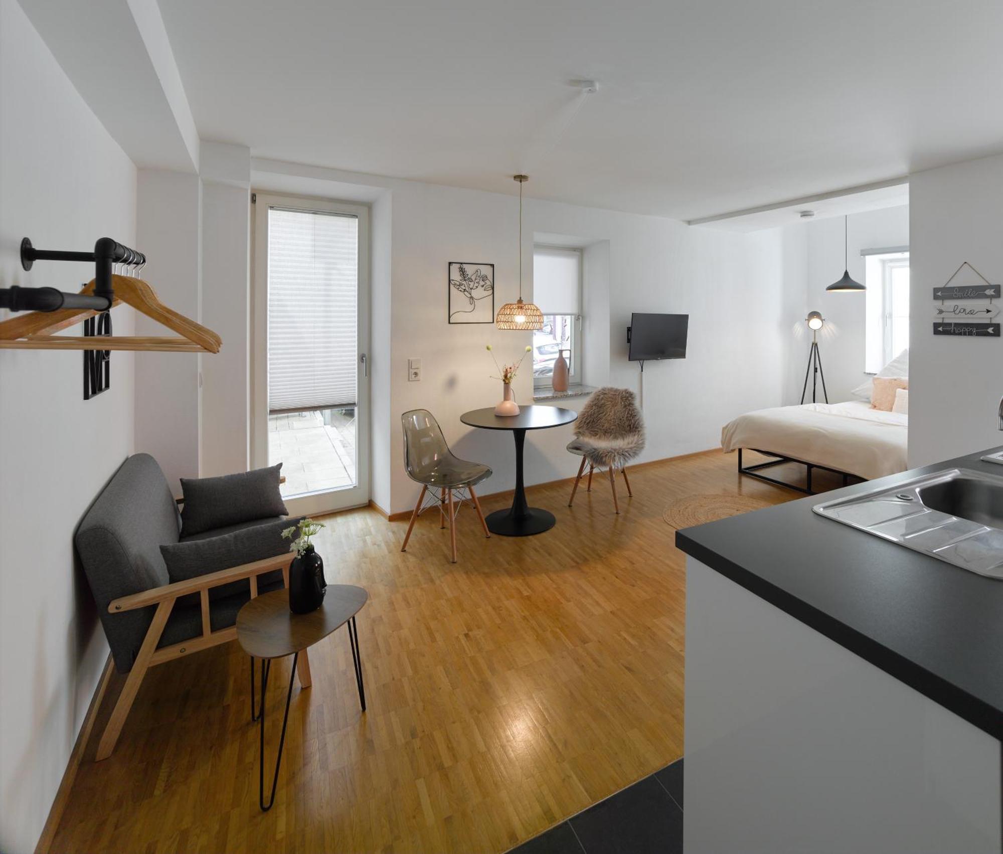 ☆Design Apartment Zentral☆200M Vom Marktplatz☆Ruhige Altstadtlage☆ รอยท์ลิงเงน ภายนอก รูปภาพ